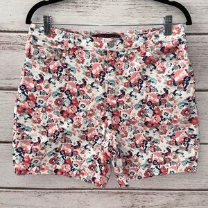 Gloria Vanderbilt Amanda Shorts | Size 10P Petite | Floral Print Summer Walking